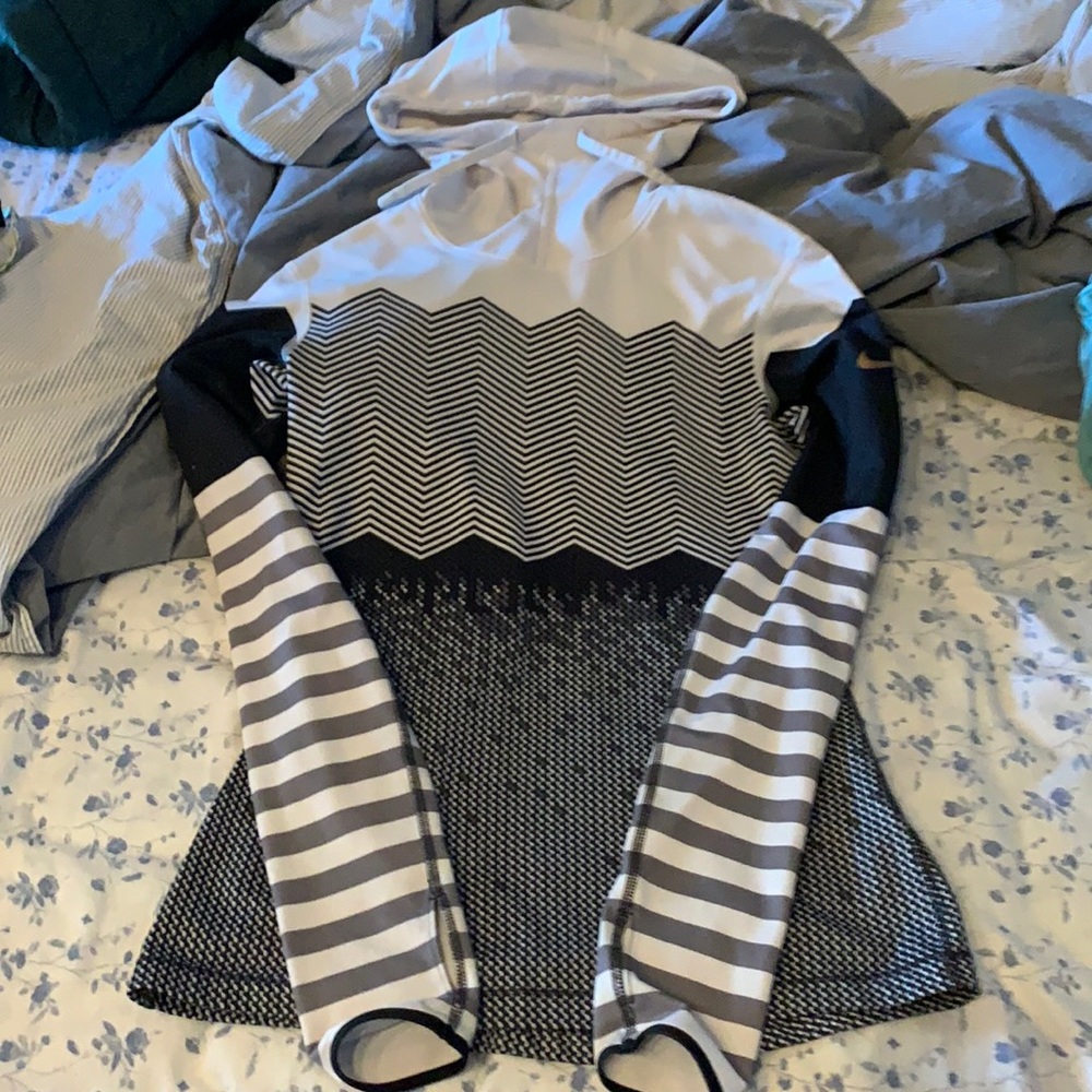 Nike thermal running top